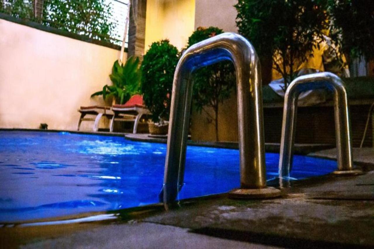 Oyo Flagship 91237 Ratu Guest House Kedunganan المظهر الخارجي الصورة
