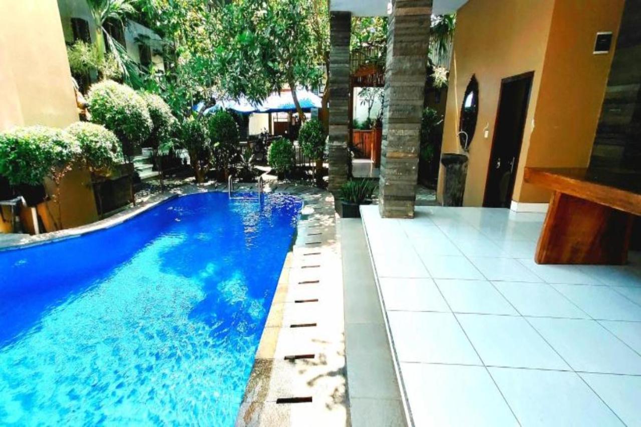 Oyo Flagship 91237 Ratu Guest House Kedunganan المظهر الخارجي الصورة