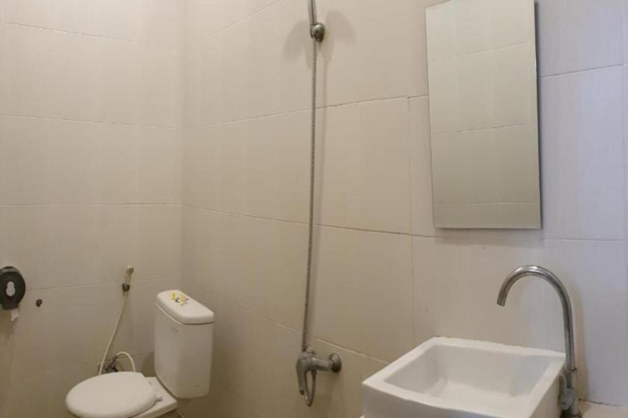 Oyo Flagship 91237 Ratu Guest House Kedunganan المظهر الخارجي الصورة